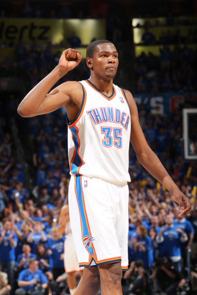 世体：巴萨将采取措施，避免重蹈法兰克福球迷攻占诺坎普覆辙（世体：巴萨拟采取新举措，避免法兰克福球迷再度攻占诺坎普）